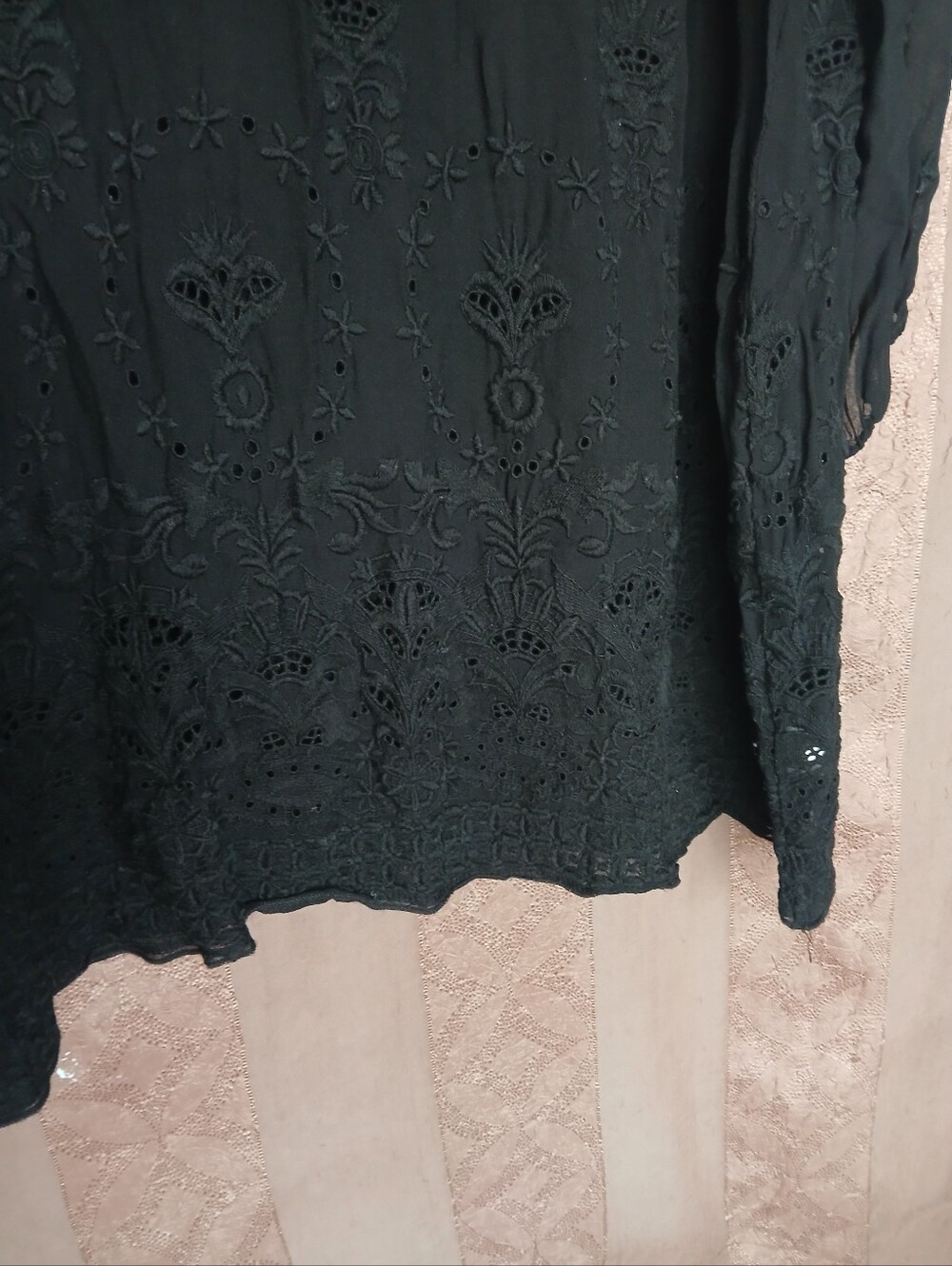 💎 LOVE Johnny Was Women's Top Black Eyelet Embroidered Peasant Tunic 0478 - Picture 6 of 12